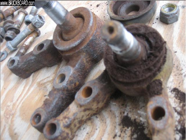 Volvo 120-130 -- dead 122 balljoints