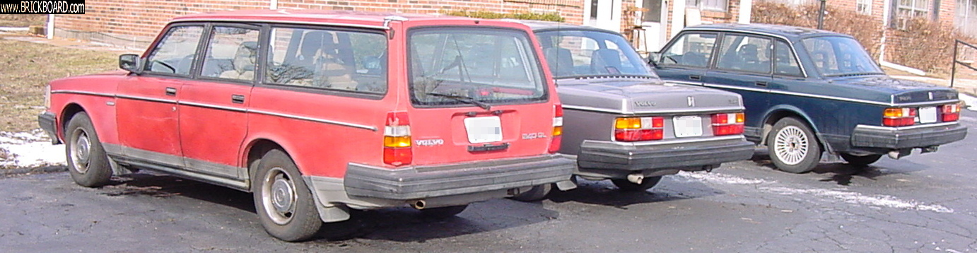 Volvo -- The three Volvo 240s, owned by kittysgreyvolvo, at rest on 11 February 2016 St. Louis, MO. (They wants garage housing and rear wheel bearings repacks with fresh grease, please.)