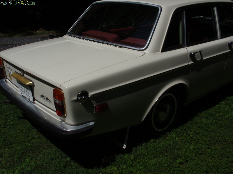 Volvo 140-160 -- no rust 164 1971 survivor
