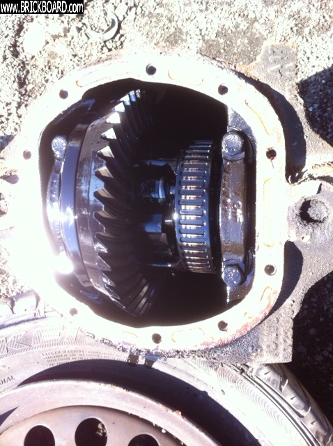 Volvo 700 -- 740 - auto - Eaton G80 4.10, 1041 w/ABS #2