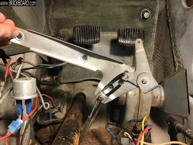 Volvo 444-544 -- P445 Choke