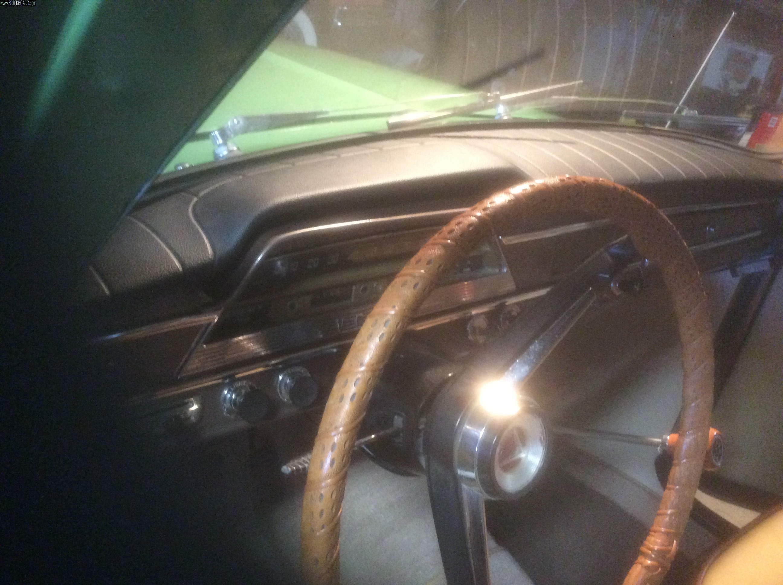 Volvo -- 1960 pv 544 dash captain