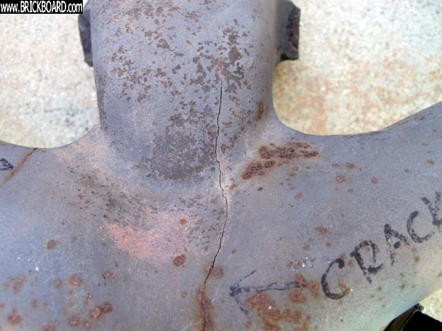 Volvo -- B20 manifold