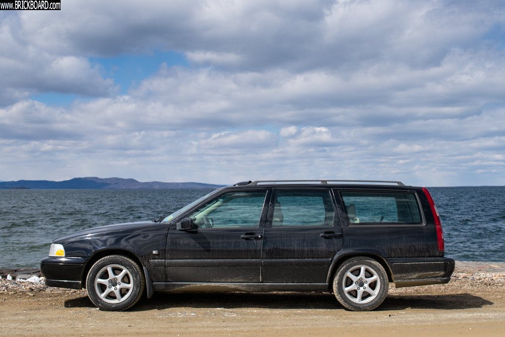 Volvo -- 1999 Volvo V70